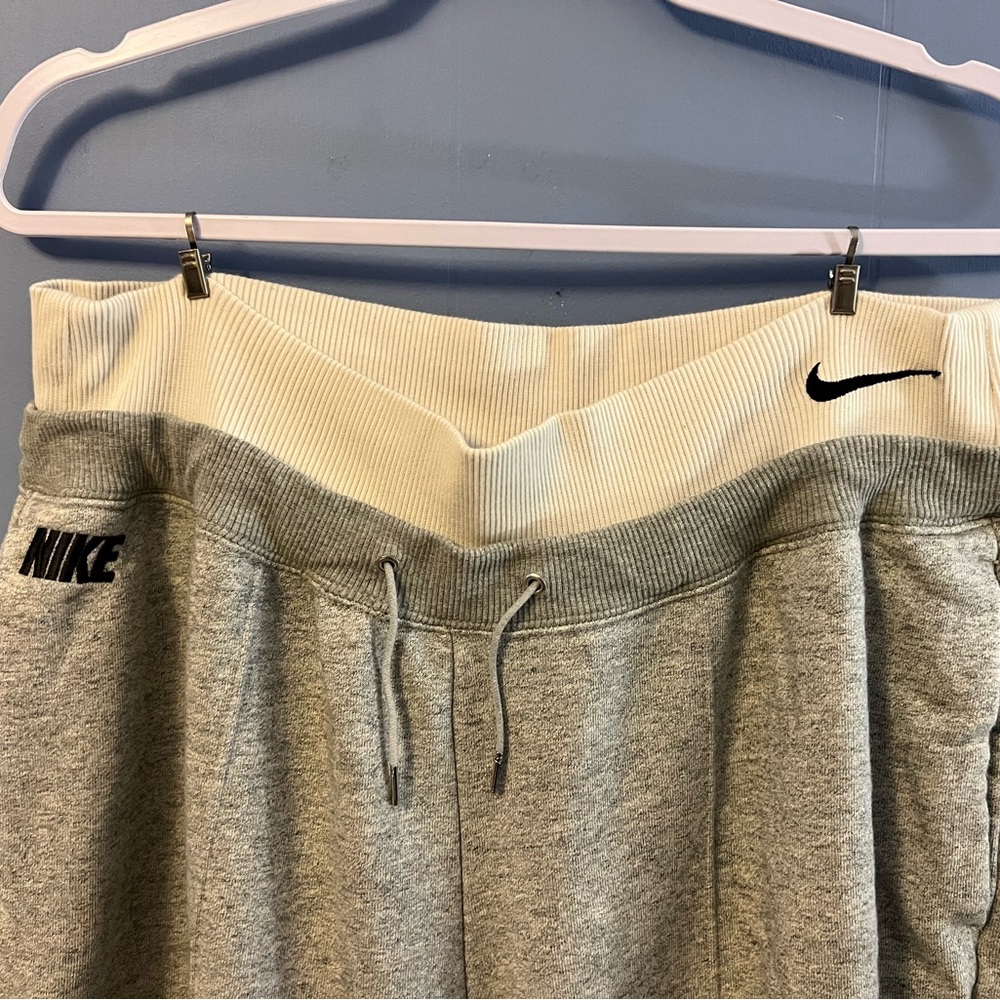 Nike sweatpants